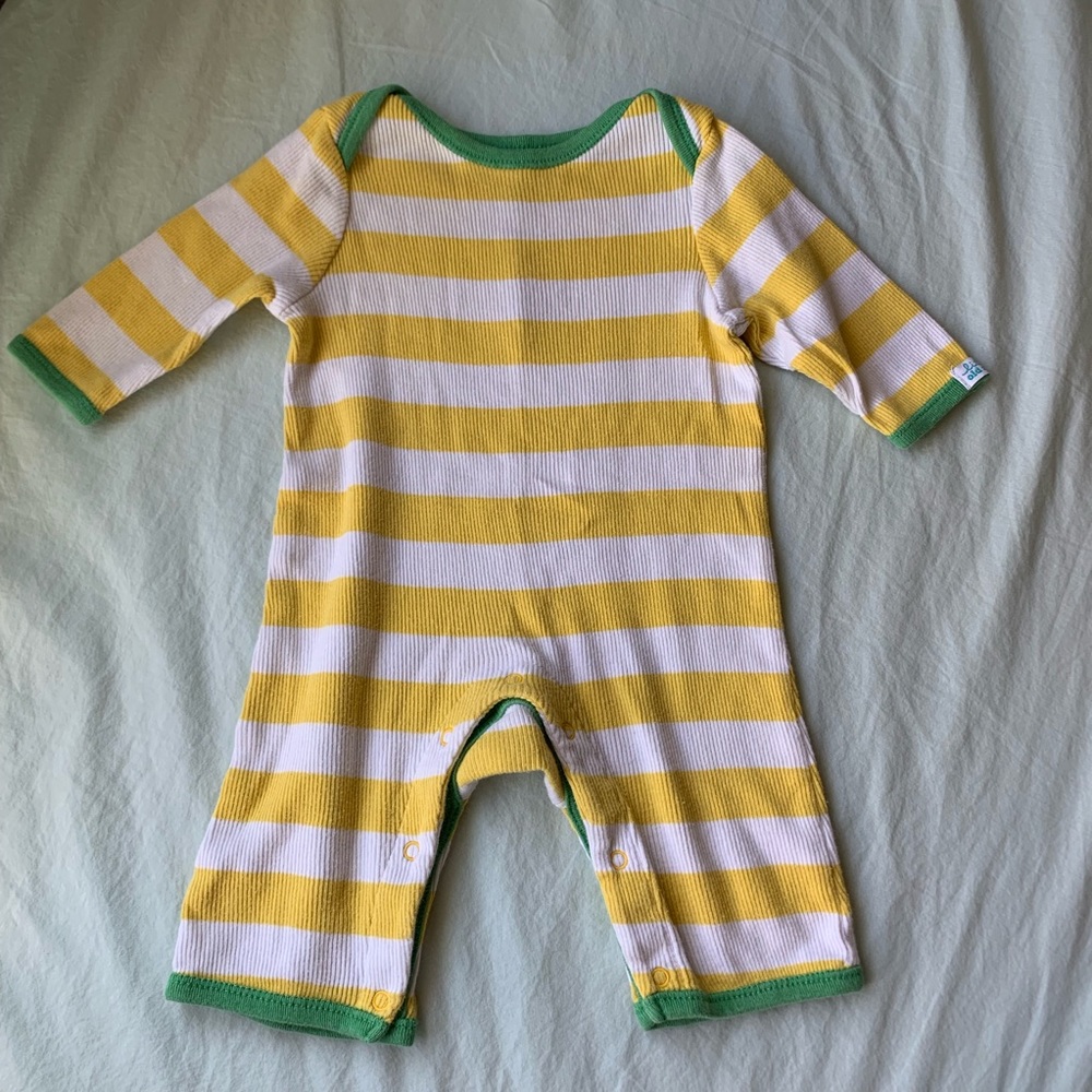 Adorable One-Piece Unisex Baby Outfit Colorful